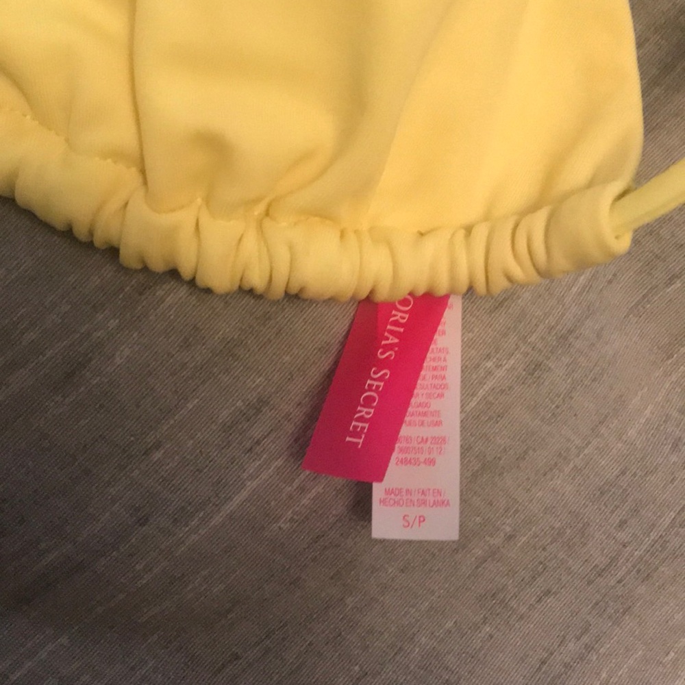 Bathing suit - Picture 2 of 2